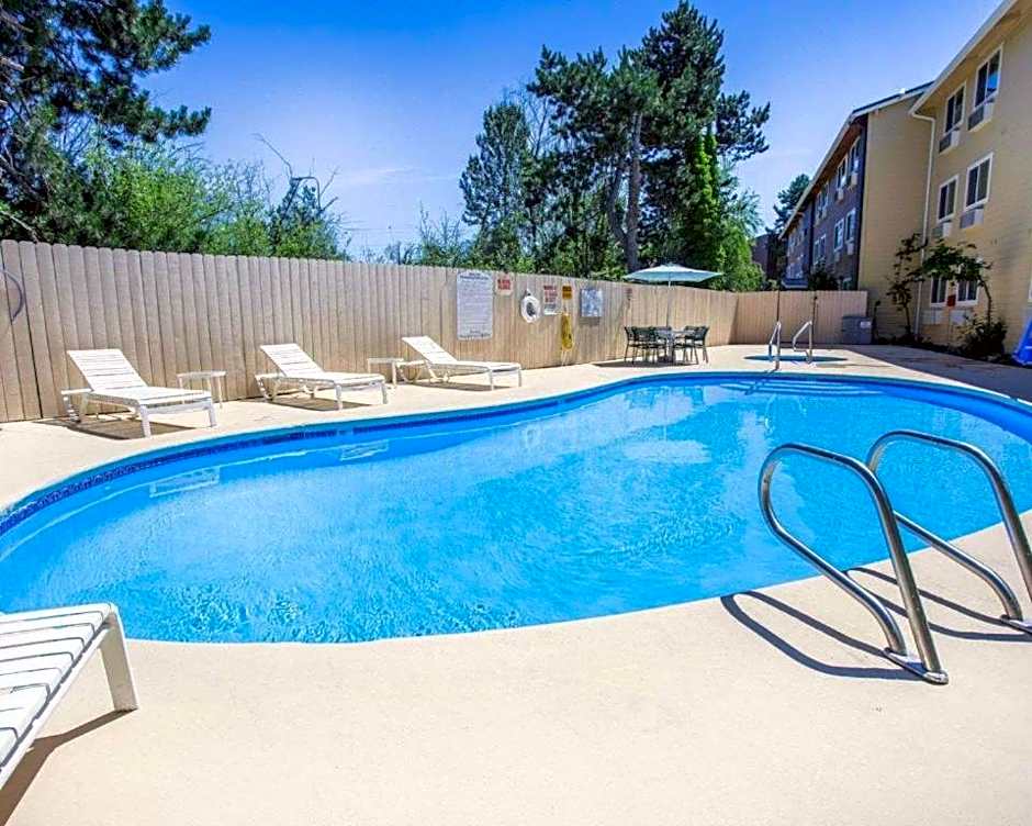 Quality Inn Kirkland