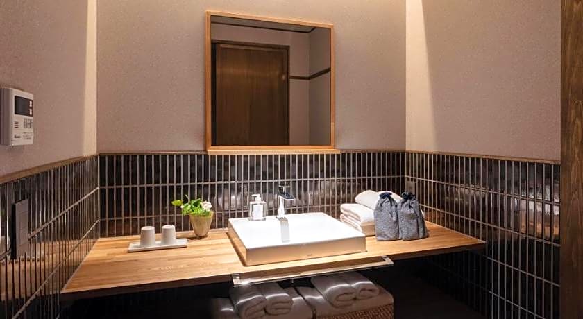 THE MACHIYA KAZAHAYA