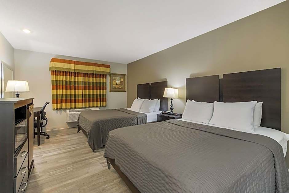 Econo Lodge Inn & Suites Yankton