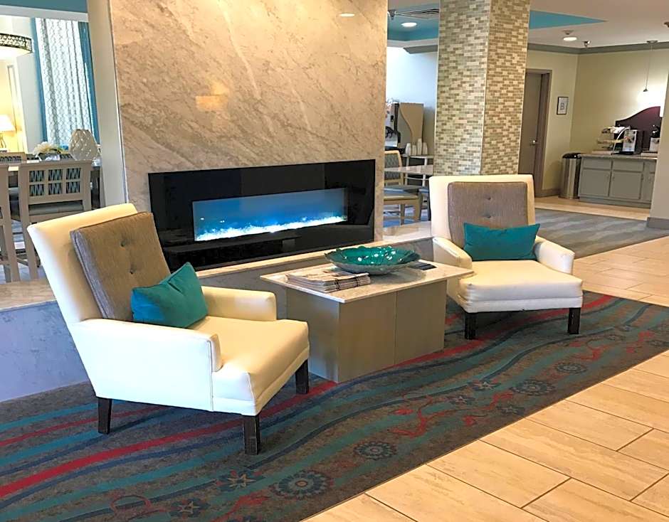 Holiday Inn Express Hotel And Suites Brookhaven By IHG