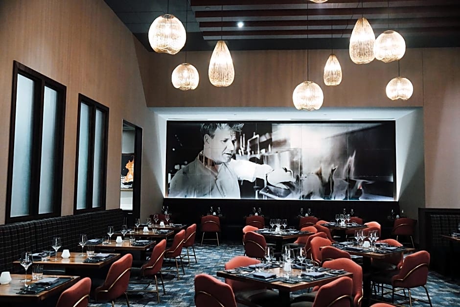 Harrah's North Kansas City Hotel & Casino