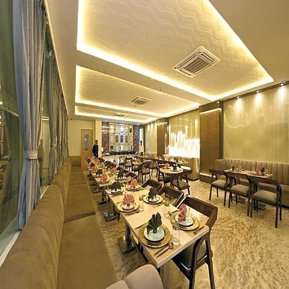 Hotel Avalon Palms Agra