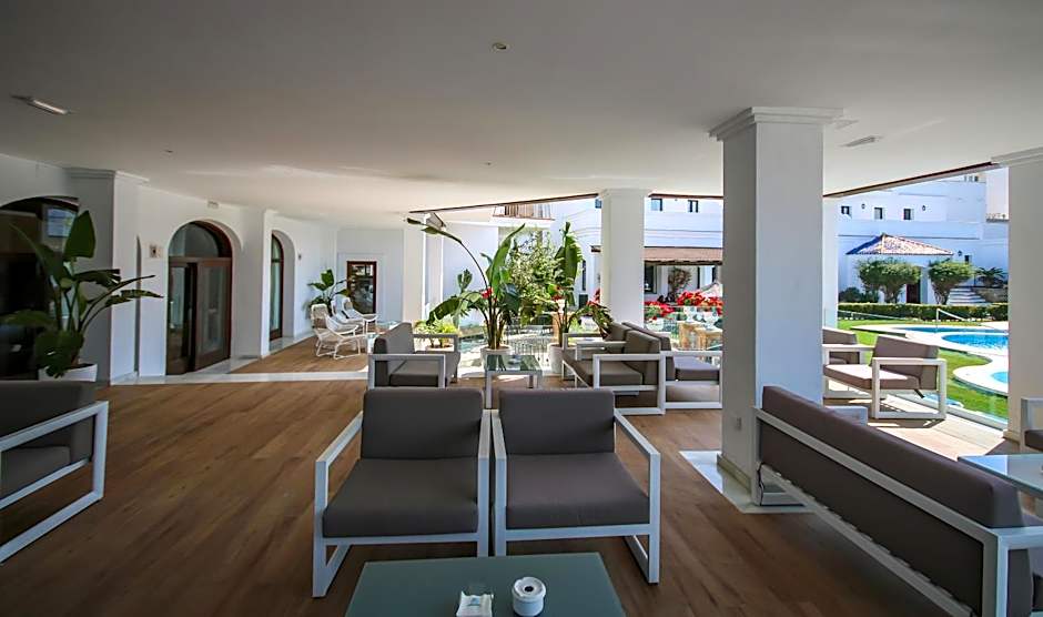 Hotel Doña Lola Zahara