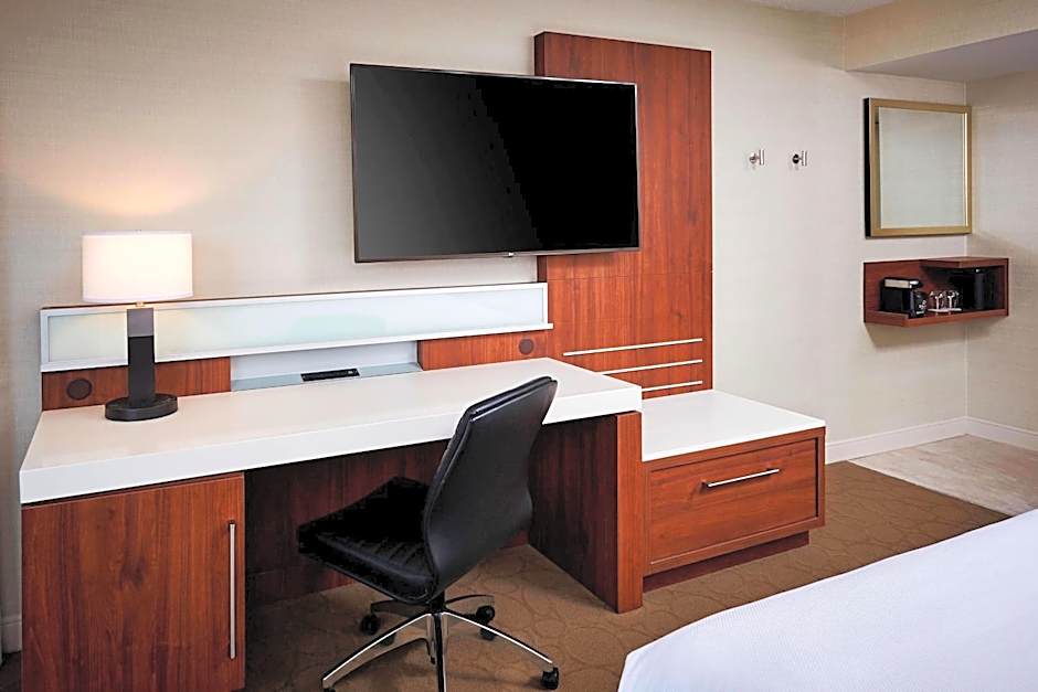 Delta Hotels by Marriott Toronto Mississauga