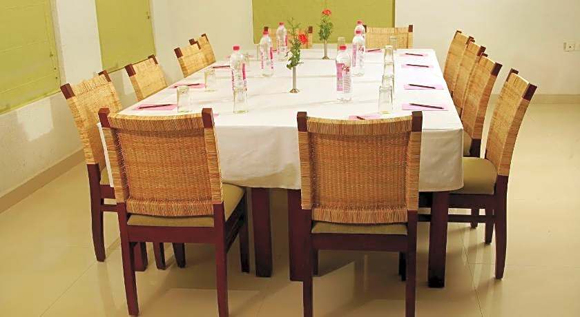 Hotel Grand Plaza Munnar