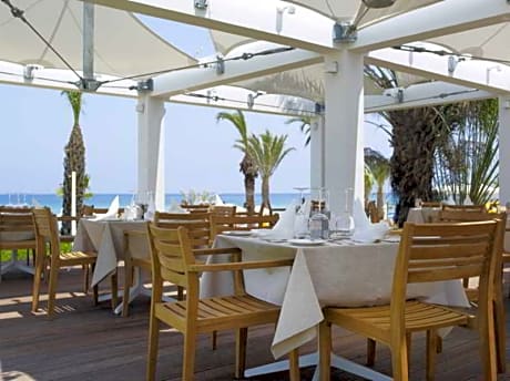 Sunrise Pearl Hotel & Spa - Alojamientos en PROTARAS