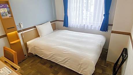 Single Room - Non-Smoking