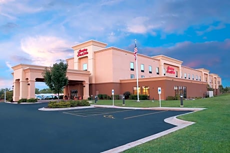 Hampton Inn & Suites Moline-Quad City Int'l Aprt