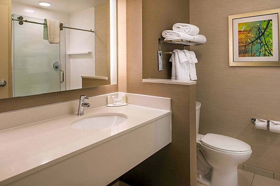 Fairfield Inn & Suites by Marriott St. Louis Westport