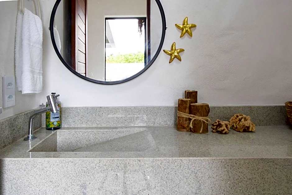 Casa Milagres 03 suítes - a 300m da Praia