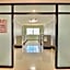 Creston Grand Hotel Suphan Buri