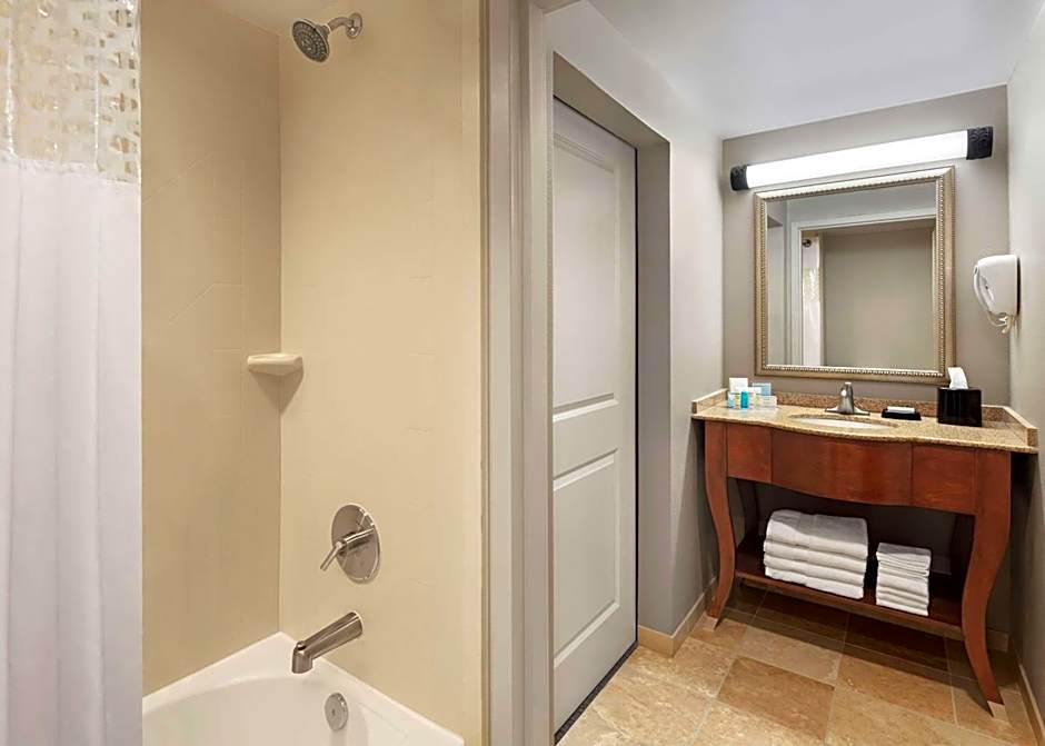 Hampton Inn By Hilton Suites Alexandria Old Town Area South