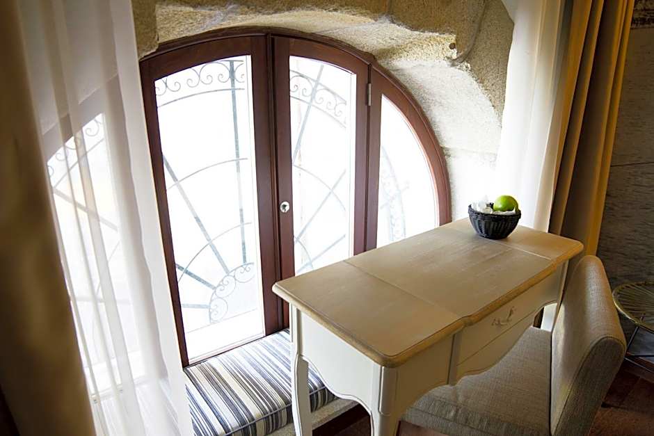 Oca Ribeira do Porto Hotel