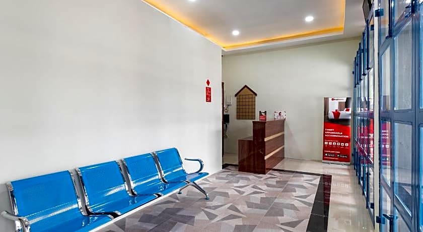 RedDoorz near Medan Amplas