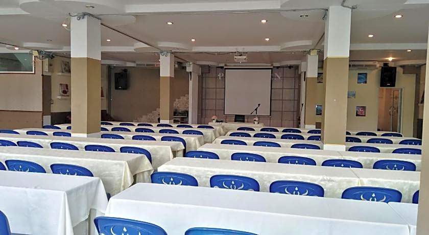 Pimpimarn Beach Hotel