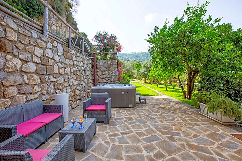 Eterea Charming Suites