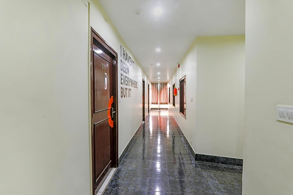 FabHotel Presidency Inn