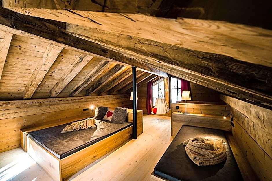 Mons Silva Private Luxury Chalets