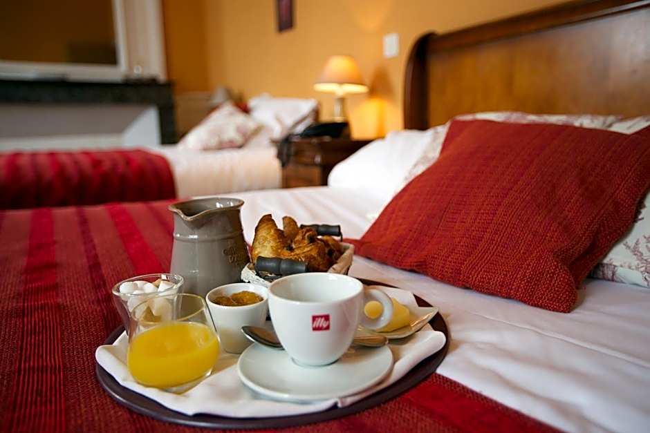 L'Alzire - Logis Auberge Culturelle