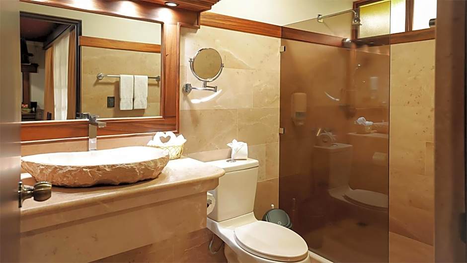 Volcano Lodge, Hotel & Thermal Experience