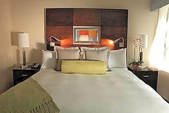 Aura Hotel Times Square