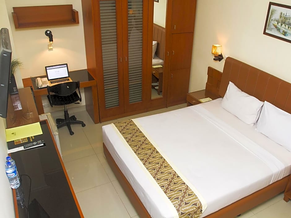 House of Arsonia Tulip