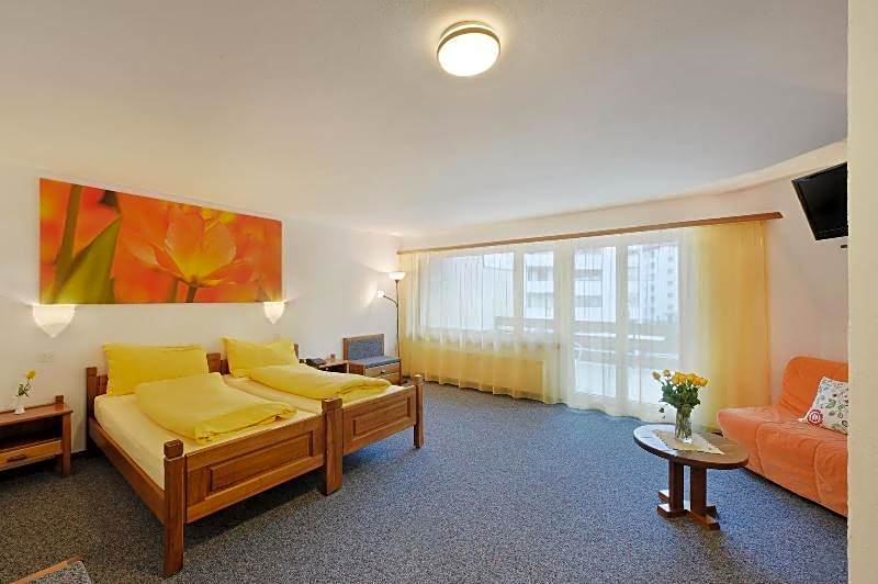 Schlosshotel - Self Check-In Hotel am Schlosspark