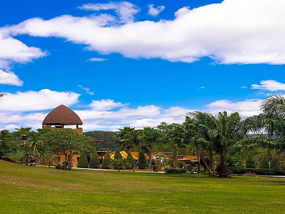 Panalee Resort Suanphueng