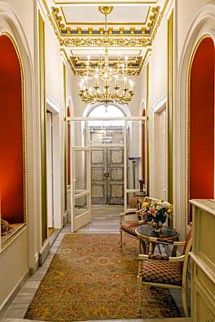 Palaiologos Luxury City Hotel