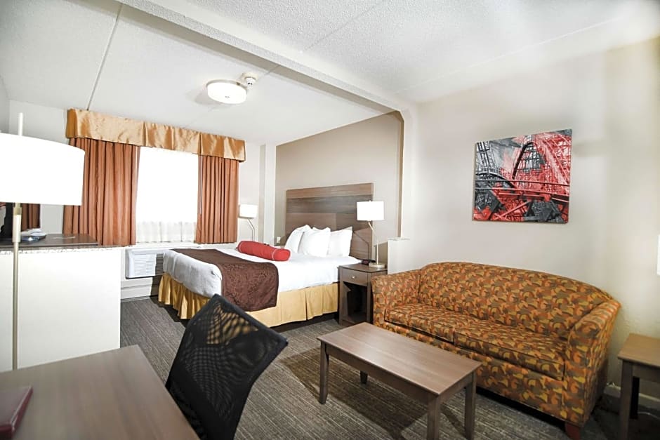 Best Western Plus Sandusky Hotel & Suites