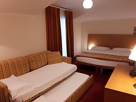 Superior Family Room