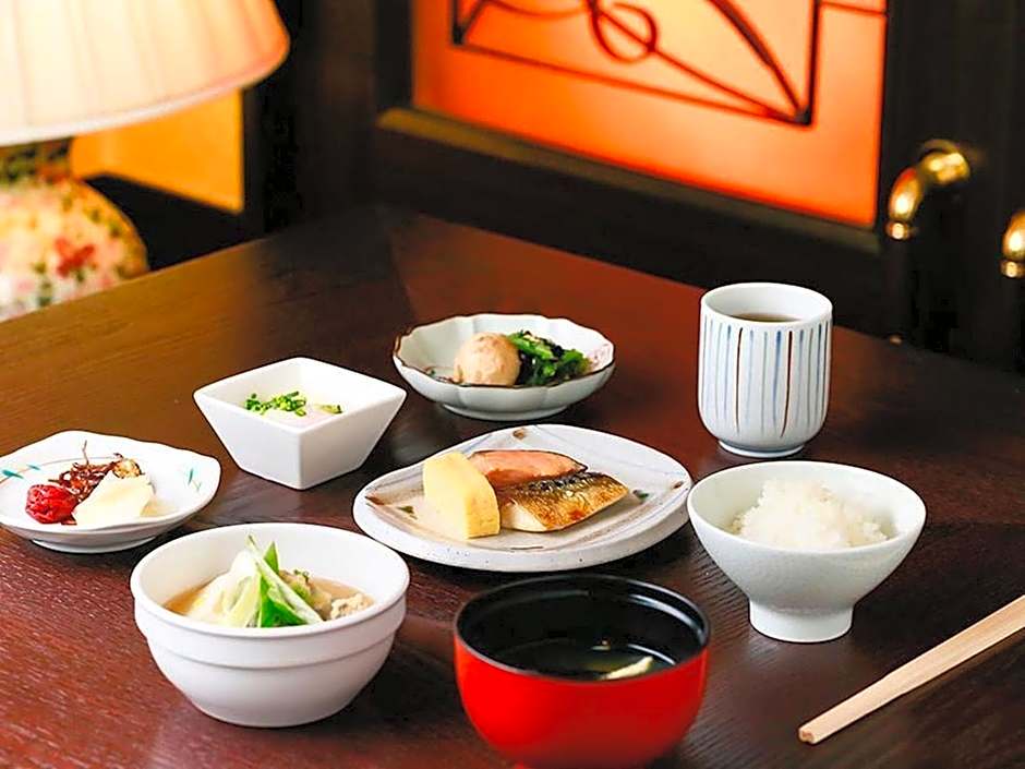Kanazawa Hakuchoro Hotel Sanraku