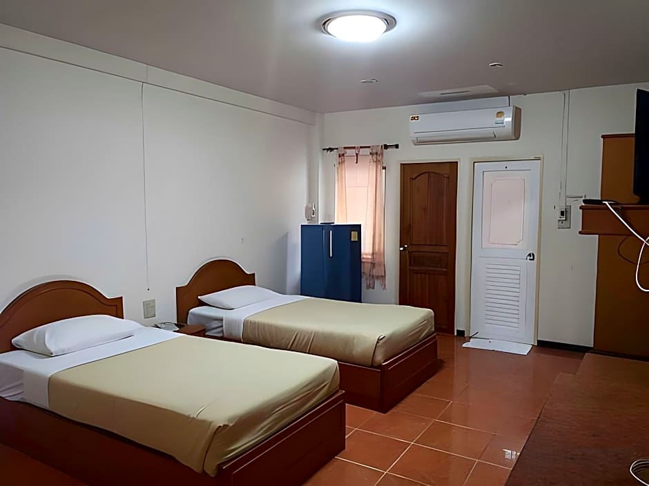 Tonkhoon Hotel