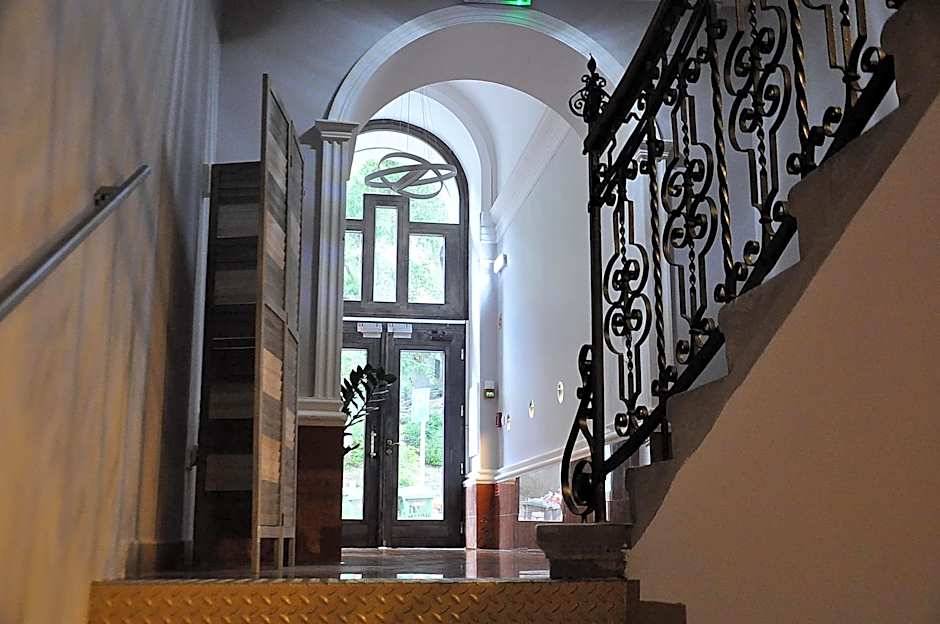 Váralja Home