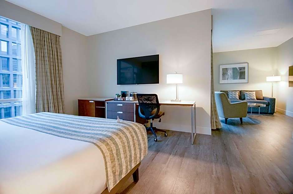 COAST COAL HARBOUR HOTEL by APA