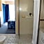 Oxford Court Motel