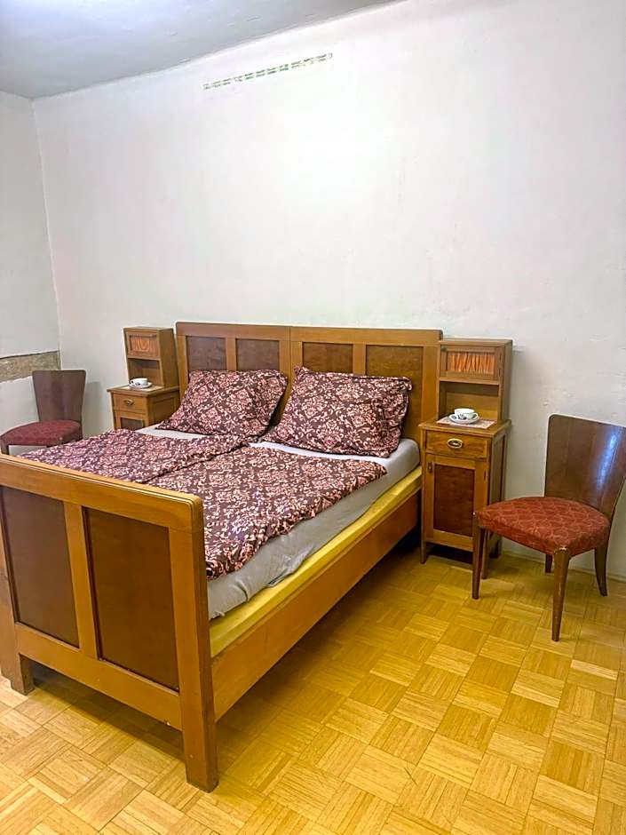 Zámek Hošťálkovy