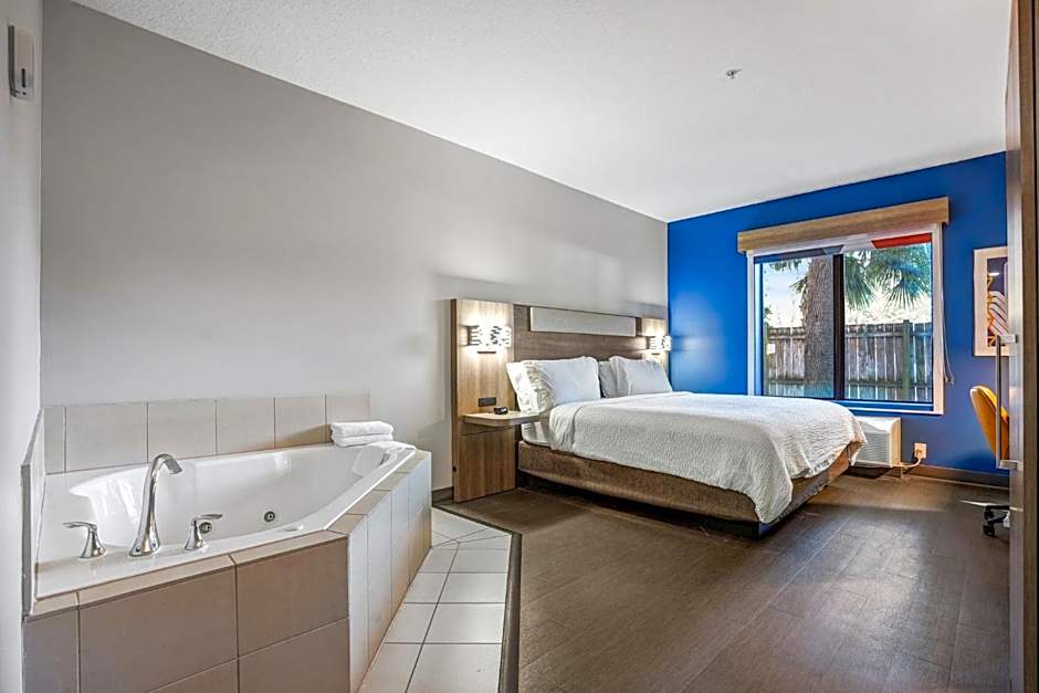 Holiday Inn Express & Suites Jacksonville - Atlantic Beach by IHG