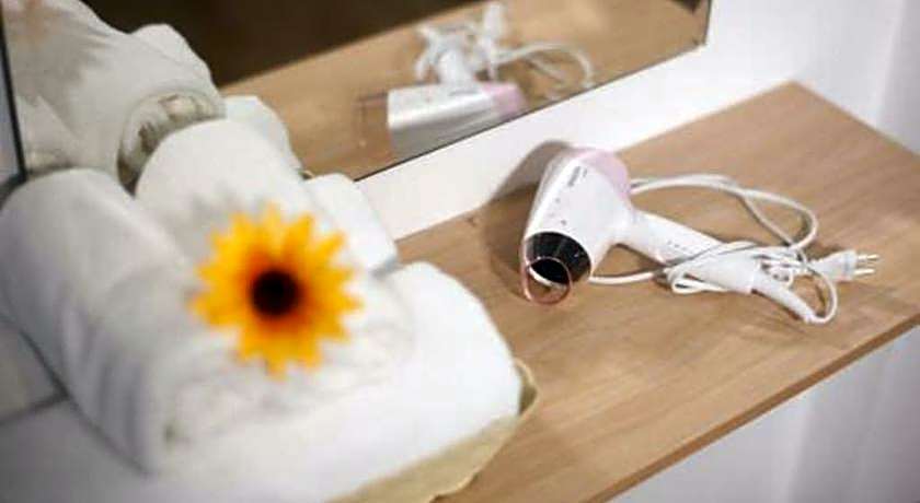 Hoppers Place Donmuang Hostel