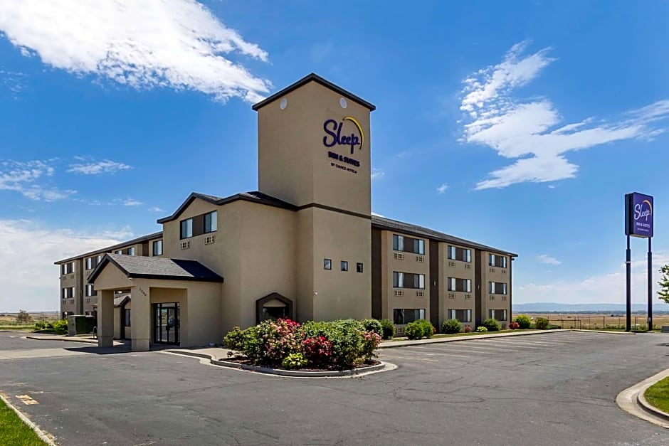 Sleep Inn & Suites