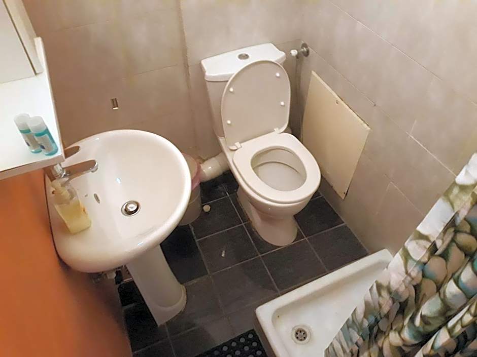 Miranta Hotel - Apartments & Studios