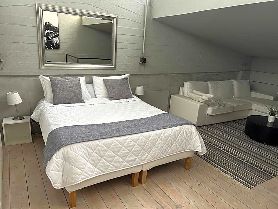 Loft Navigli With Private Garden