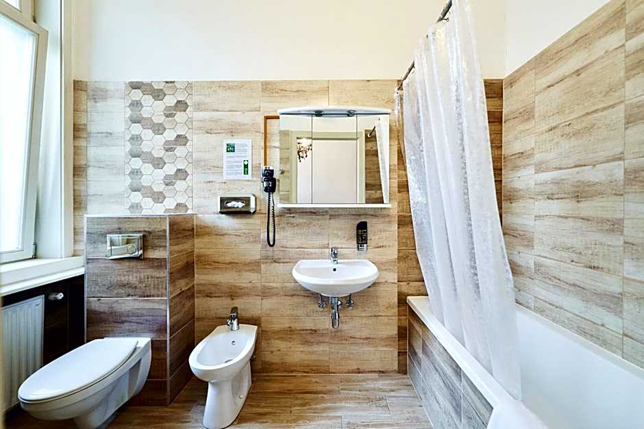 Hotel Pension Baron am Schottentor