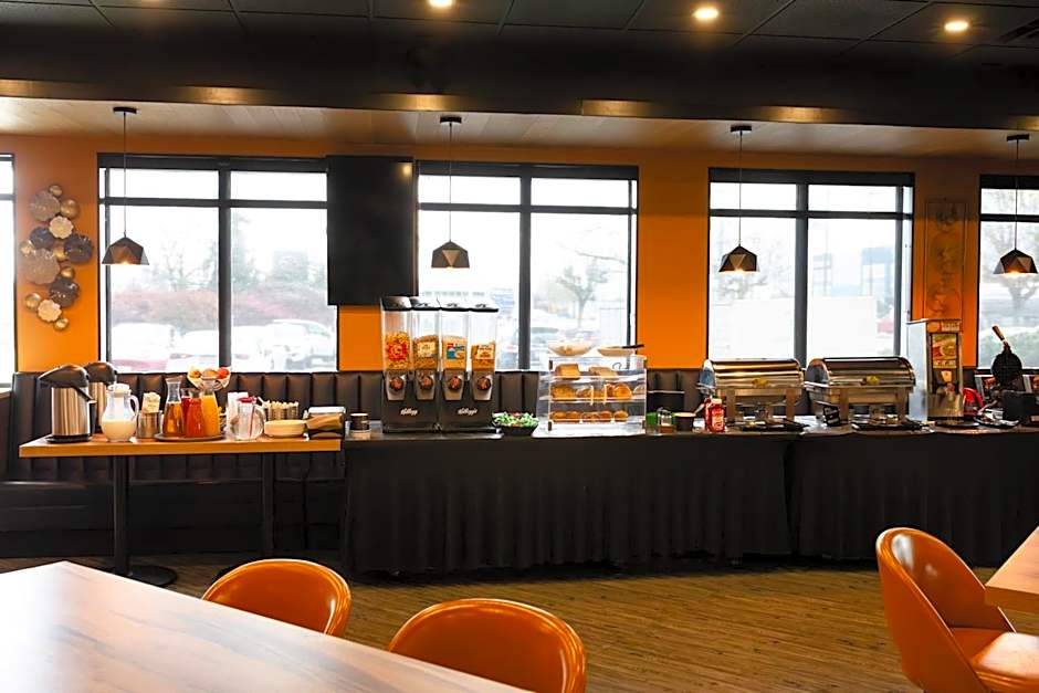 Ramada by Wyndham Surrey/Langley