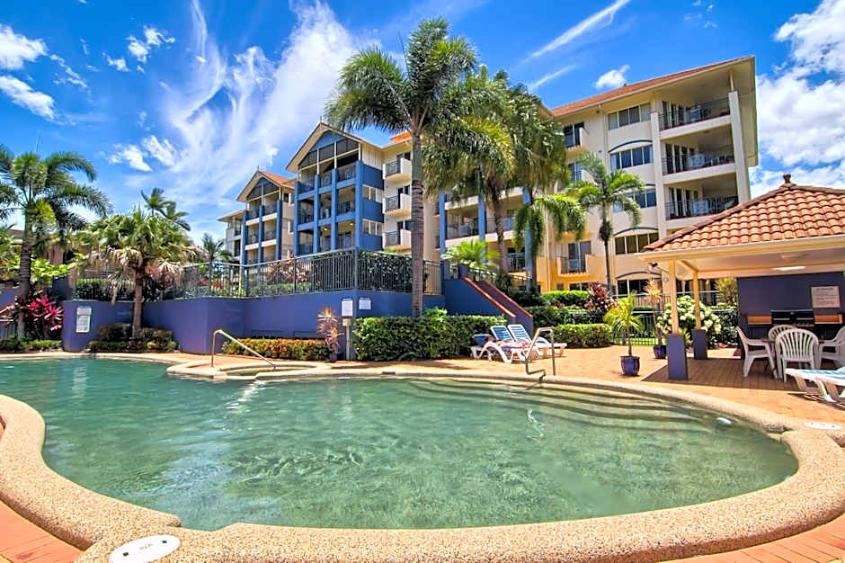 North Cove Waterfront Suites
