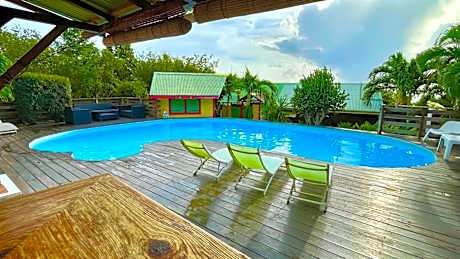 Gite LES CALEBASSIERS