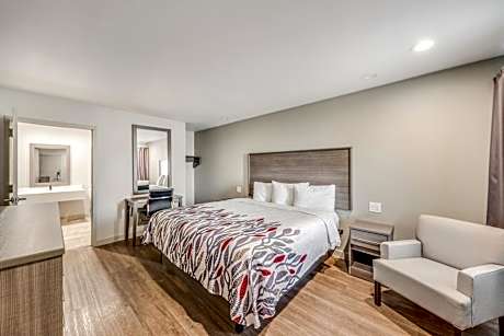 Deluxe King Room - Disability Access / Non-Smoking