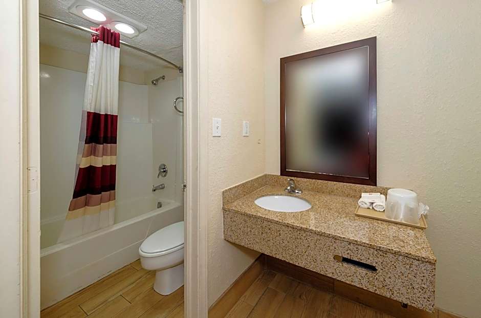 Red Roof Inn New Orleans - Westbank