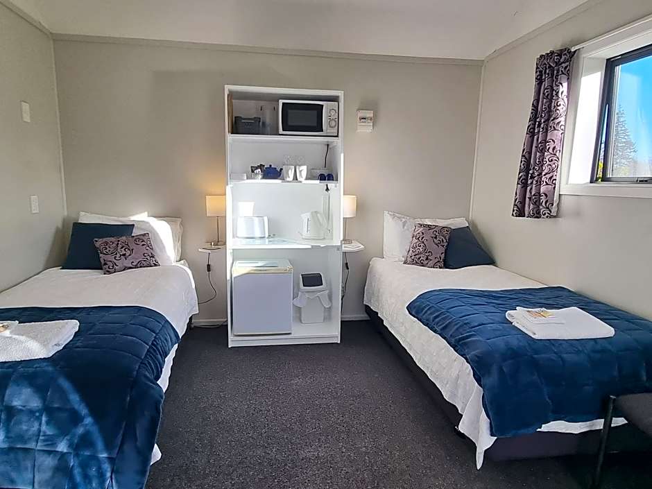 Cheviot Motels, Cabins and Camp