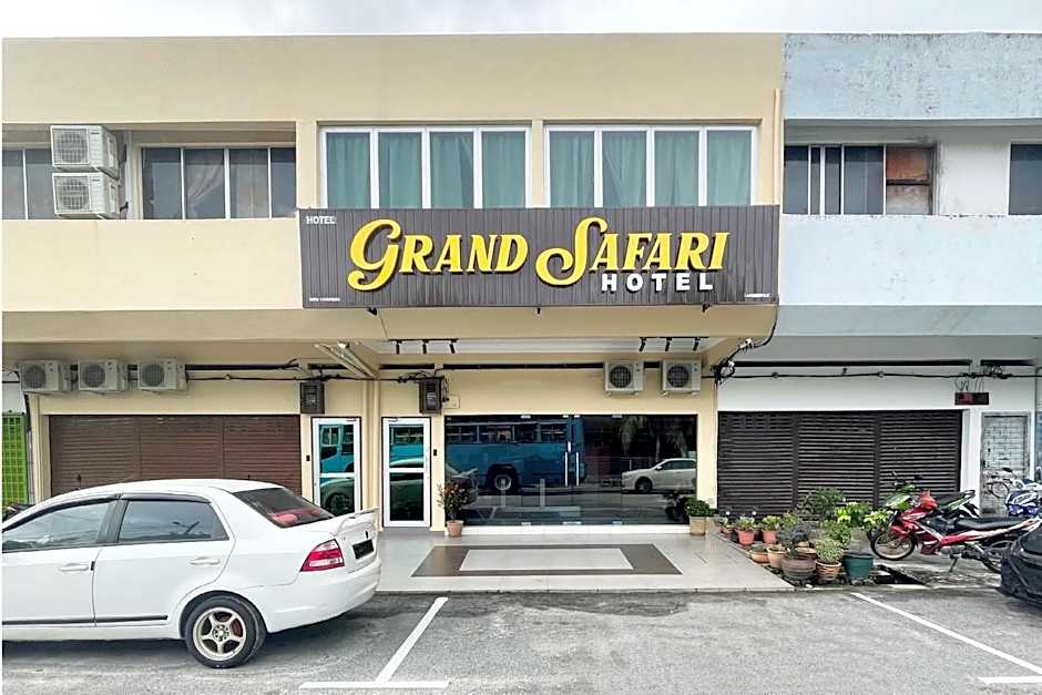GRAND SAFARI HOTEL